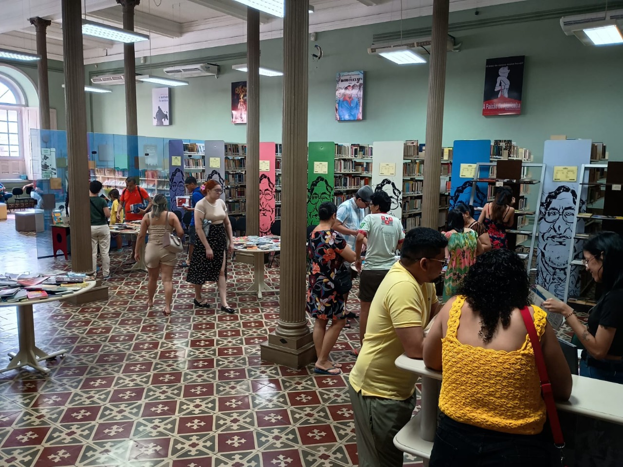 Biblioteca Pública do Amazonas promove troca de livros no domingo, 25