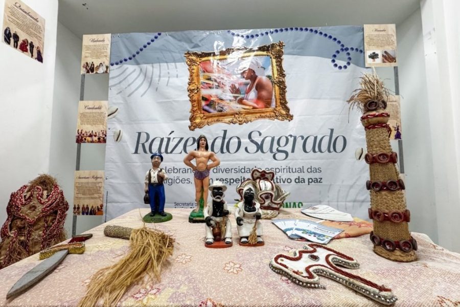 Raízes do Sagrado: exposição celebra ancestralidade e diversidade religiosa em Manaus