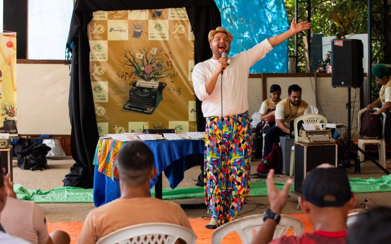 Projeto ‘Aglomeração Literária’ promove oficinas gratuitas no Amazonas