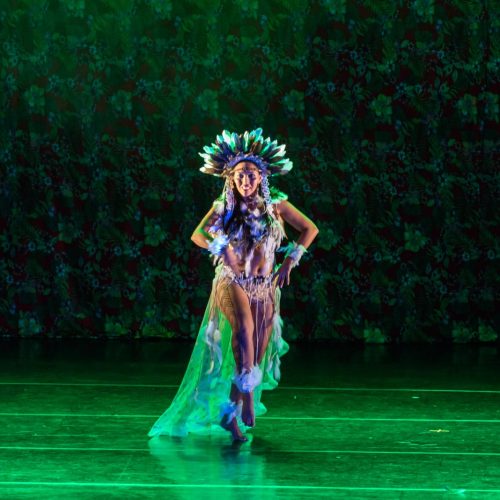 Teatro da Instalação recebe espetáculo de dança ‘Noite Árabe’